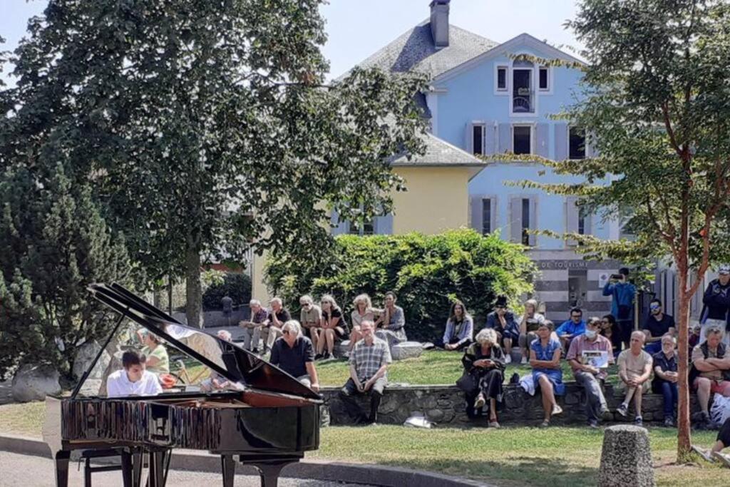 Апартаменти Le Petit St-Jean Баньєр-де-Бігорр Екстер'єр фото